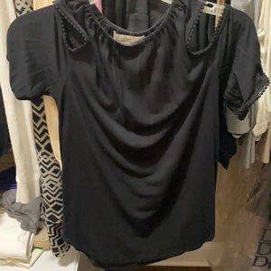 Loft black open arm shirt